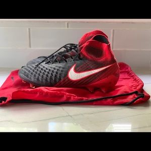 Nike Magista Obra II FG Soccer Cleats